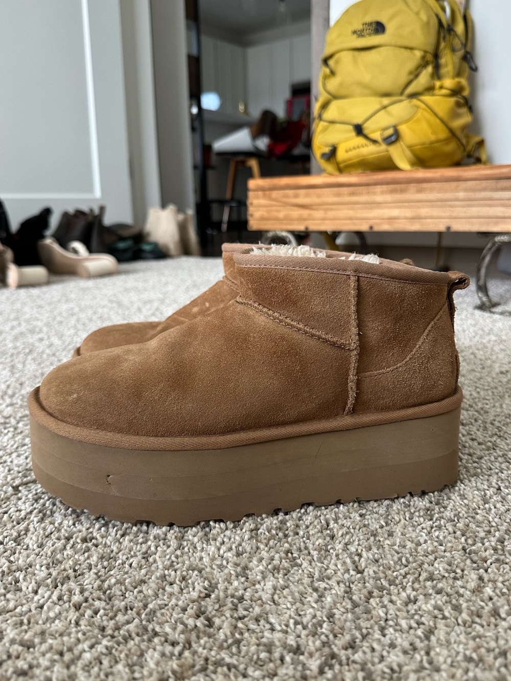 UGG Chestnut Classic Ultra Mini Platform - 9